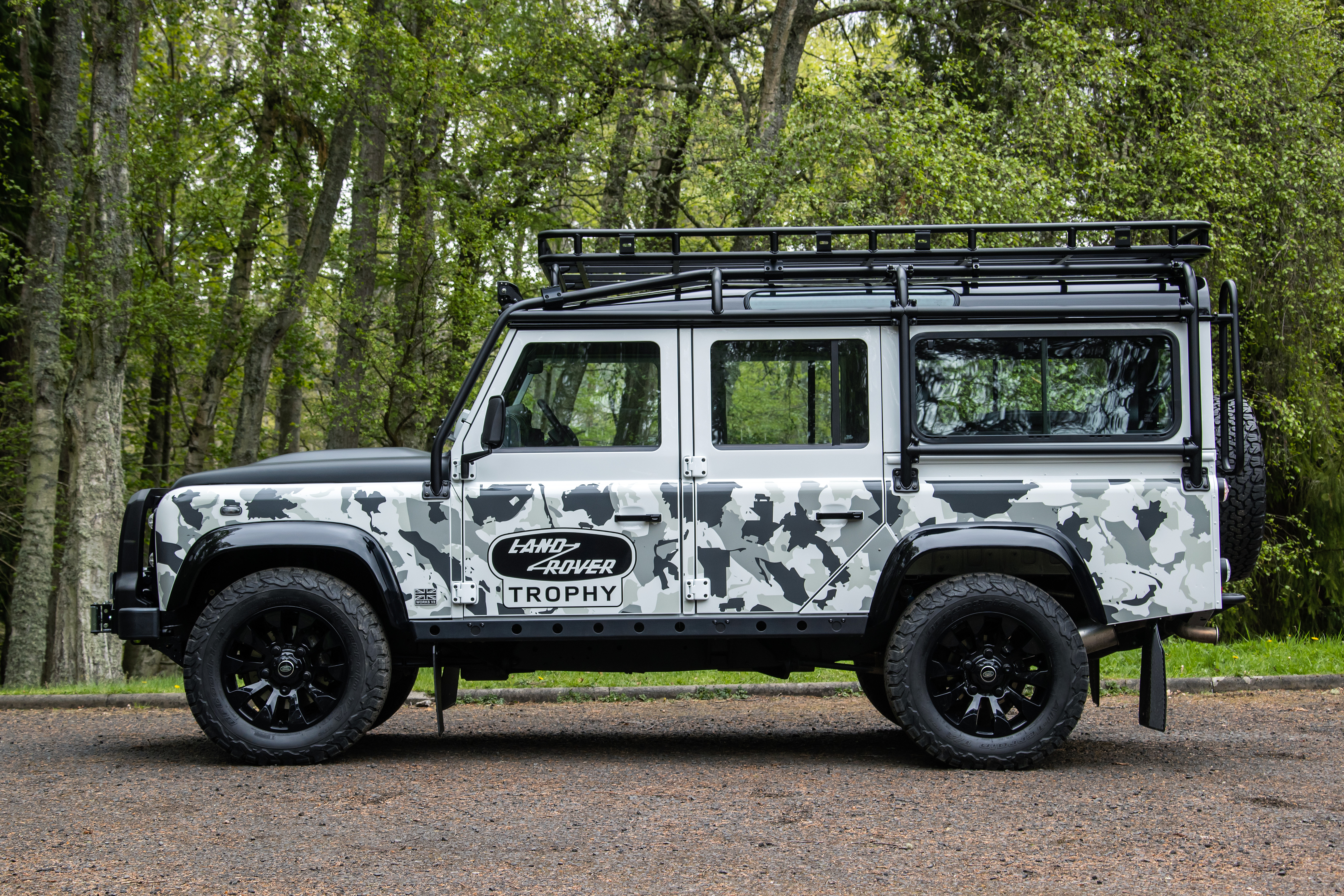 LAND ROVER CLASSIC REVEALS LIMITED EDITION EXPEDITION INSPIRED